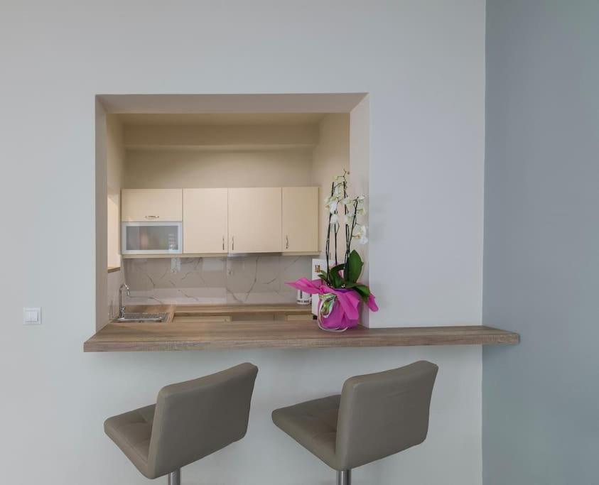 Apartamento Renovated Panorama Loft: Athens Terrace Gem Exterior foto
